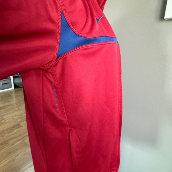 FC Barcelona 2010 Nike Line Up Track Jacket Men's Medium Red Full Zip - Picture 3 of 4